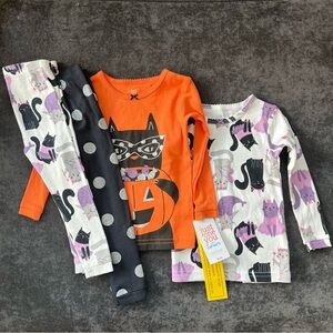 NWT Carter’s Mix & Match Halloween Pajamas Size 18 Months